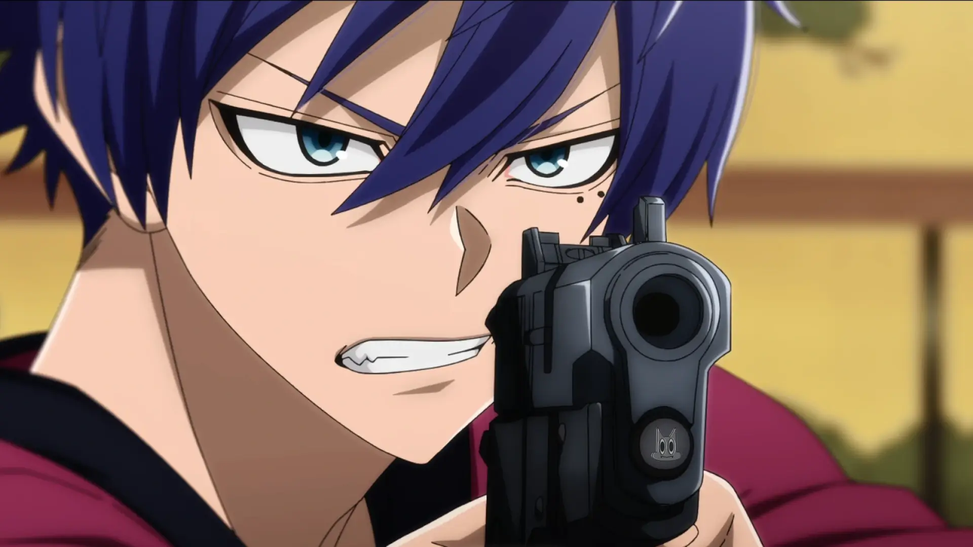 Shiki Ichinose segurando uma arma, enquato defende a base de Kyoto, na análise do episódio 6 de Tougen Anki.